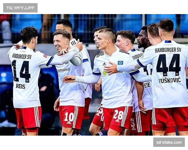 鲁尔德比前瞻：沙尔克04为保级殊死一搏，多特蒙德冲击联赛八连胜。