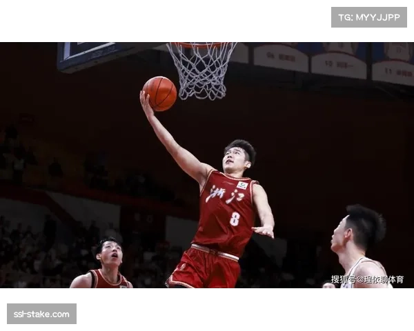 战术板:多队季前赛试验“五外”阵容,空间型内线价值凸显 战术板:多队季前赛试验“五外”阵容,空间型内线价值凸显